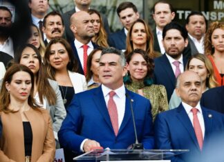 AUNQUE NOS CUESTE LA VIDA, DESDE EL PRI VAMOS A DEFENDER LA DEMOCRACIA: ALEJANDRO MORENO