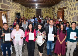 Julio Arreola impulsa acciones contra la violencia hacia mujeres purépechas en Cuanajo