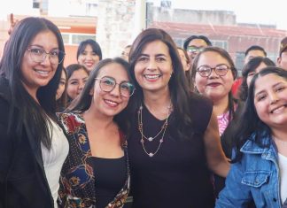 El lunes regresan a las aulas más de 953 mil estudiantes de básica: Gabriela Molina