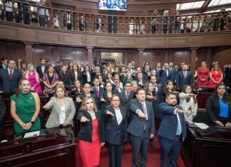 Rinde protesta el nuevo Poder Judicial ante el Congreso del Estado