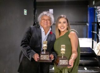 Dayana Pérez Mendoza recibe el Micrófono de Oro Invierno 2025 por su trayectoria y labor social