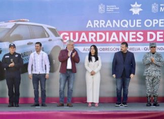El día de hoy se puso en marcha el operativo”Guardianes del Camino”, con el objetivo deblindar y reforzar la seguridad en la zona del Aeropuerto, uno de los principales accesos al estado de Michoacán.