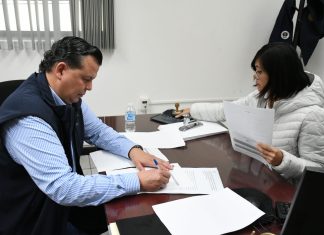 Denuncia penalmente Memo Valencia a Leonel Godoy